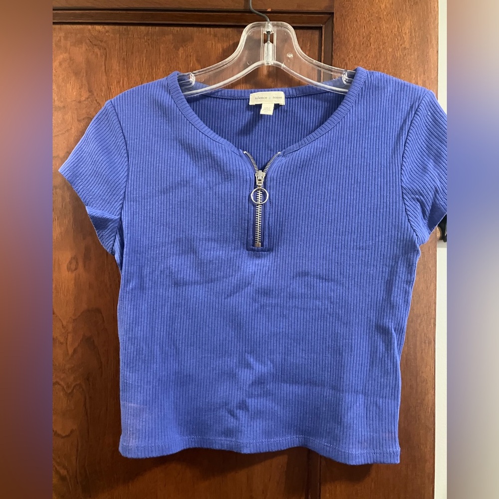 Silence + Noise Blue Ribbed Crop Top with Zipper